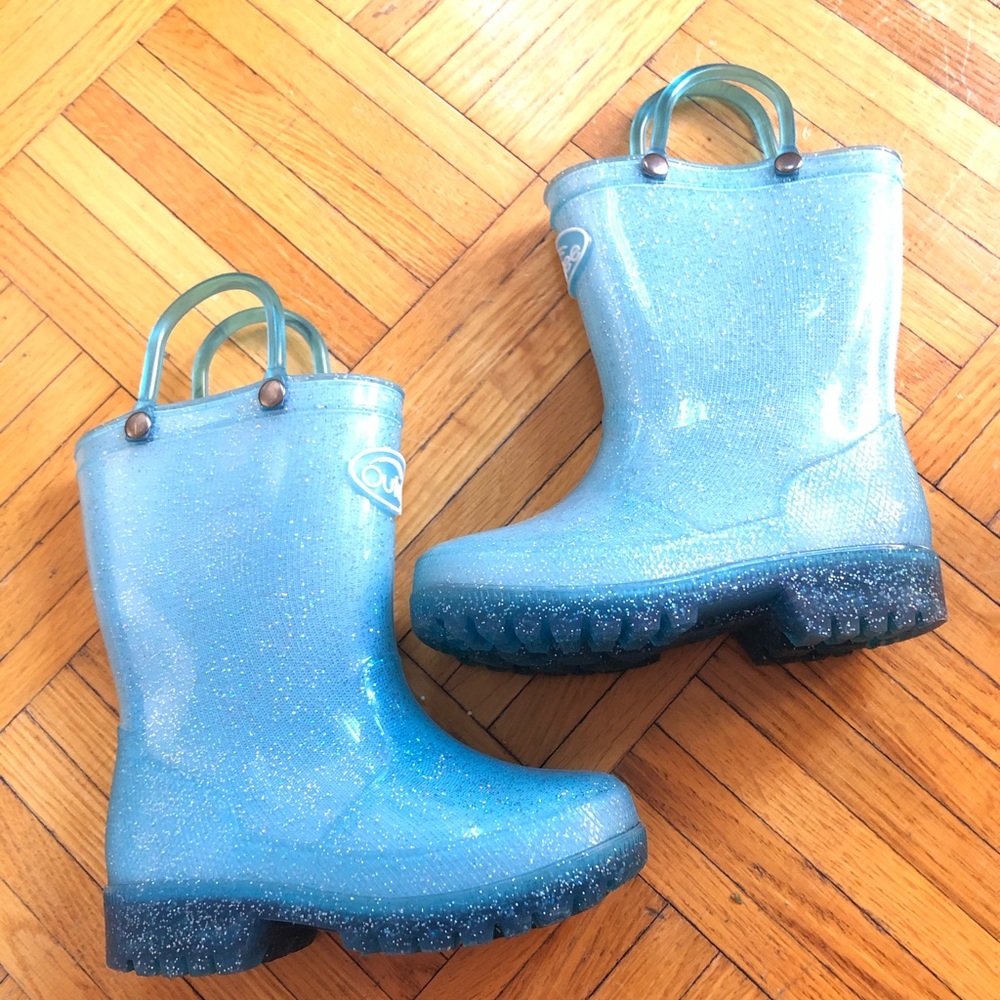 Rain boots